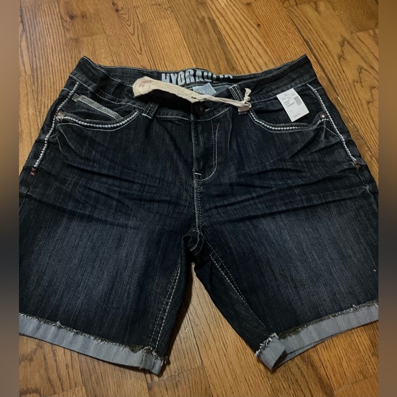 NWT NEW HYDRAULIC Bailey Low Rise Shorts Size 16 dark wash denim - Picture 1 of 13